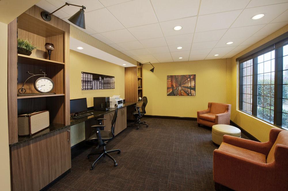 Holiday Inn Express Fredericksburg - Southpoint By Ihg Exteriér fotografie