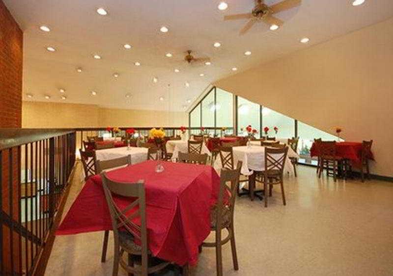 Holiday Inn Express Fredericksburg - Southpoint By Ihg Exteriér fotografie